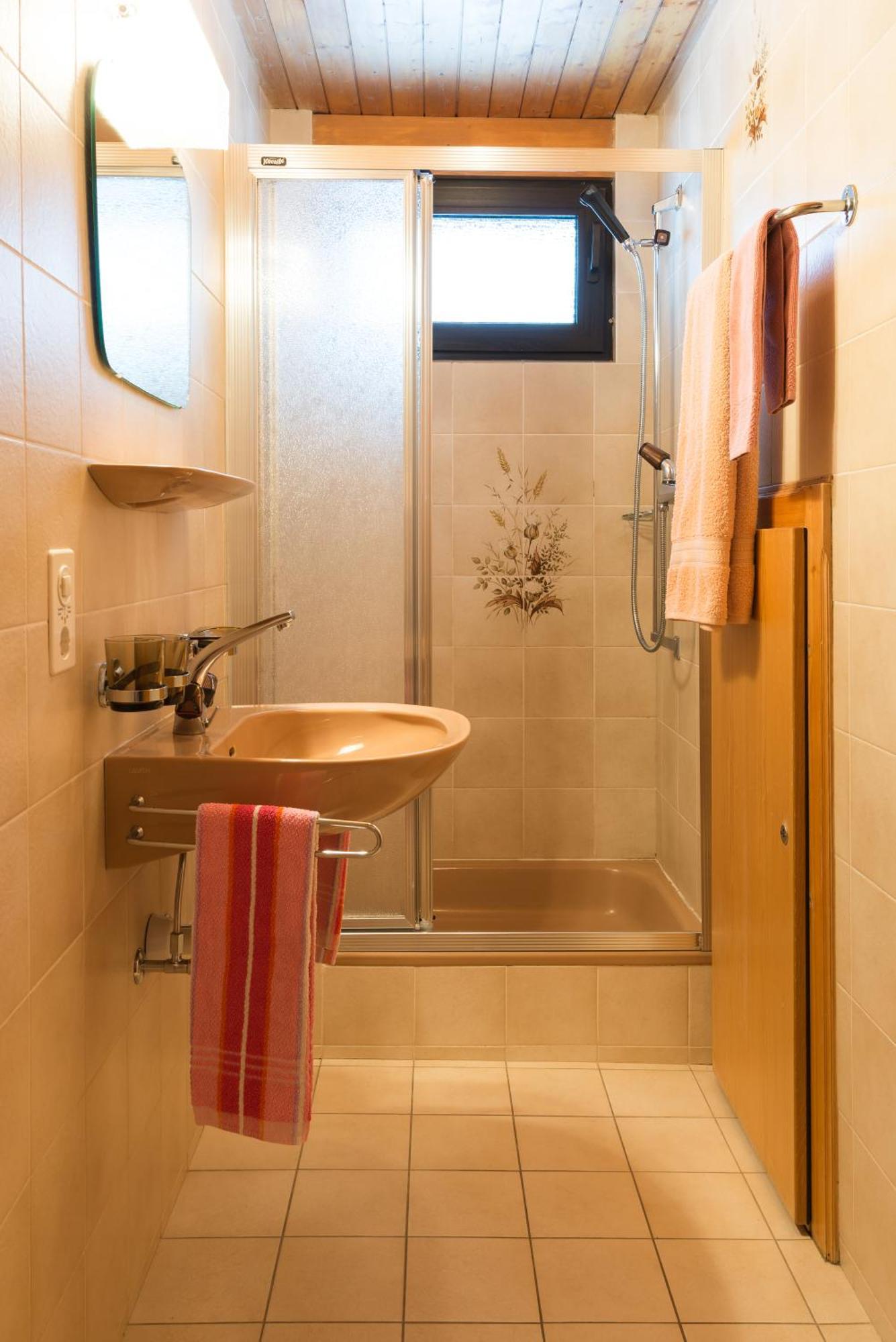 Ferienhaus Adonis Saas-Grund Quarto foto